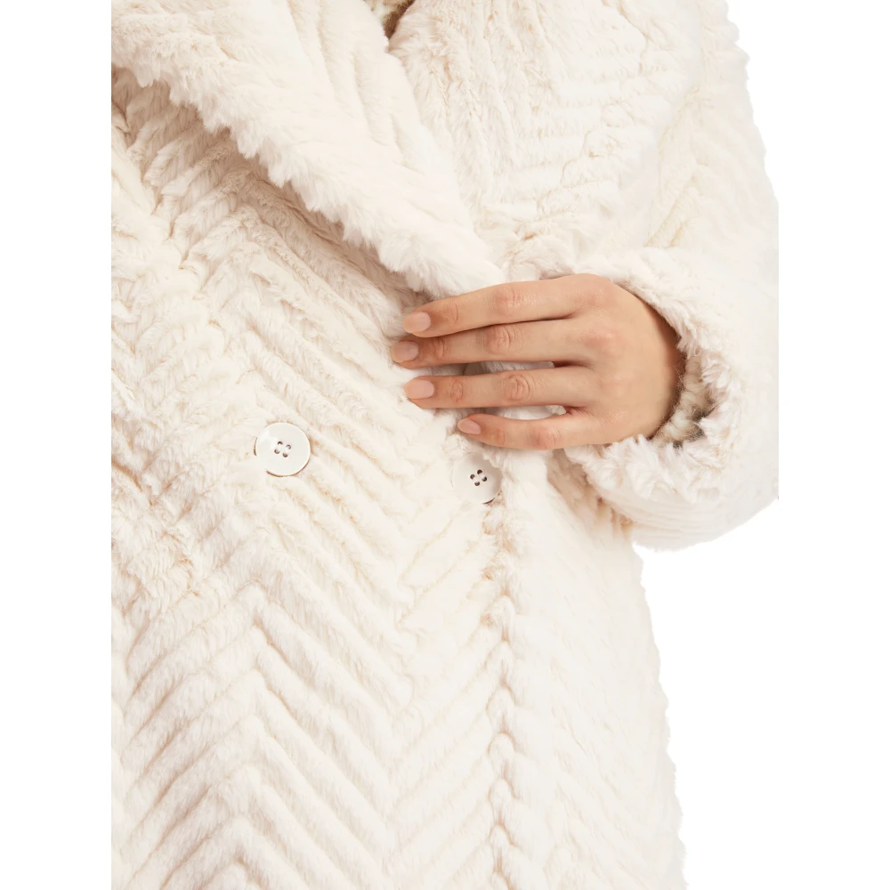 Marc Cain Fun Fur Visgraatjas Beige Dames