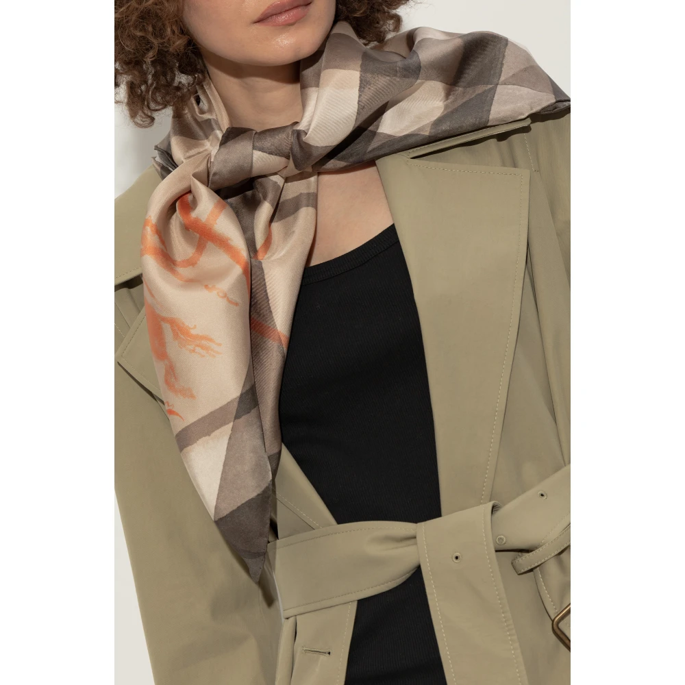 Burberry Zijden sjaal Beige Unisex