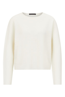 fine-knit-sweater