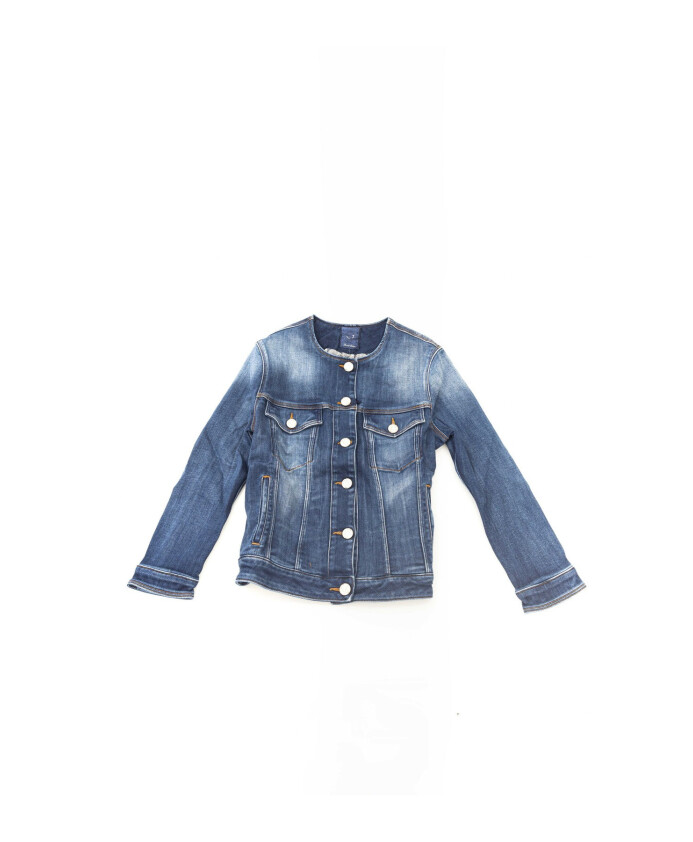 veste-en-jean-a-encolure-arrondie