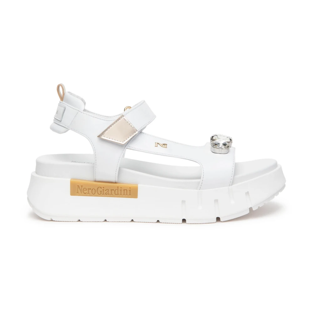 Shoes > Sandals > Flat Sandals - - Nerogiardini - Modalova