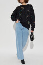 sweatshirt-avec-un-motif-brode-colore