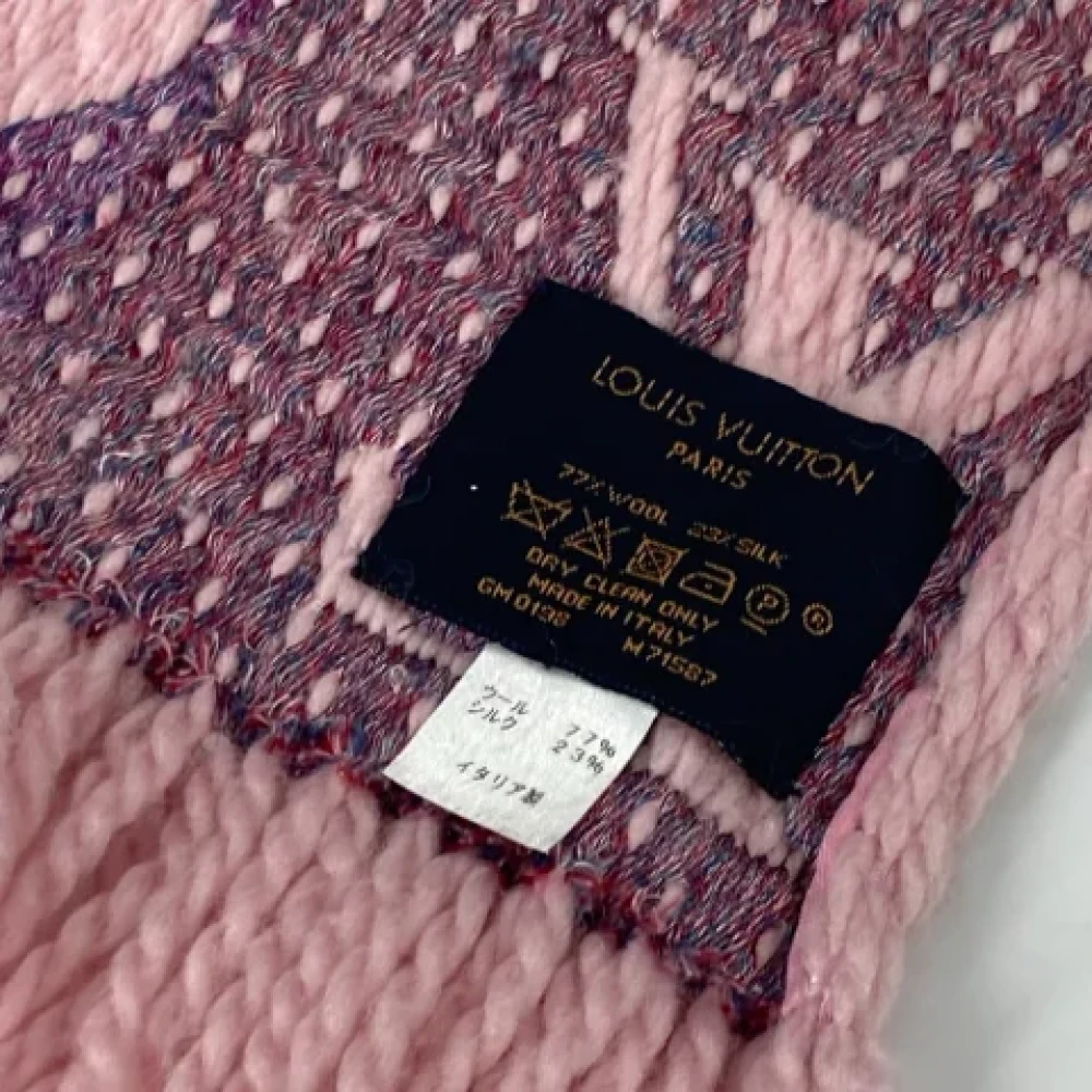 Louis Vuitton Vintage Pre-owned Wool scarves Pink Dames