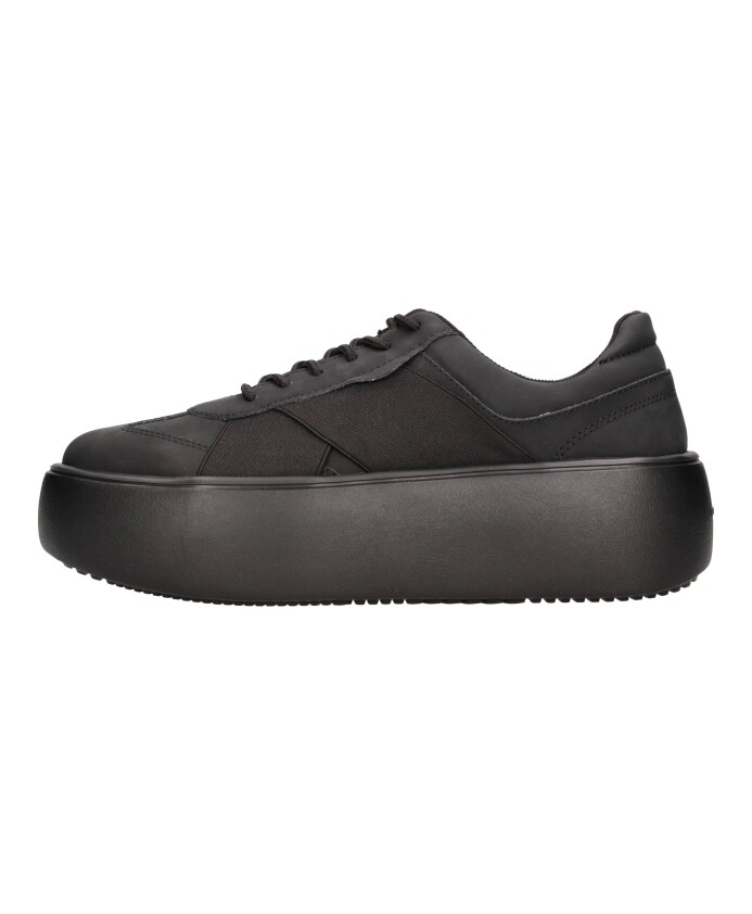 sneakers-noires
