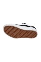 sneakers-en-daim-noir-et-blanc