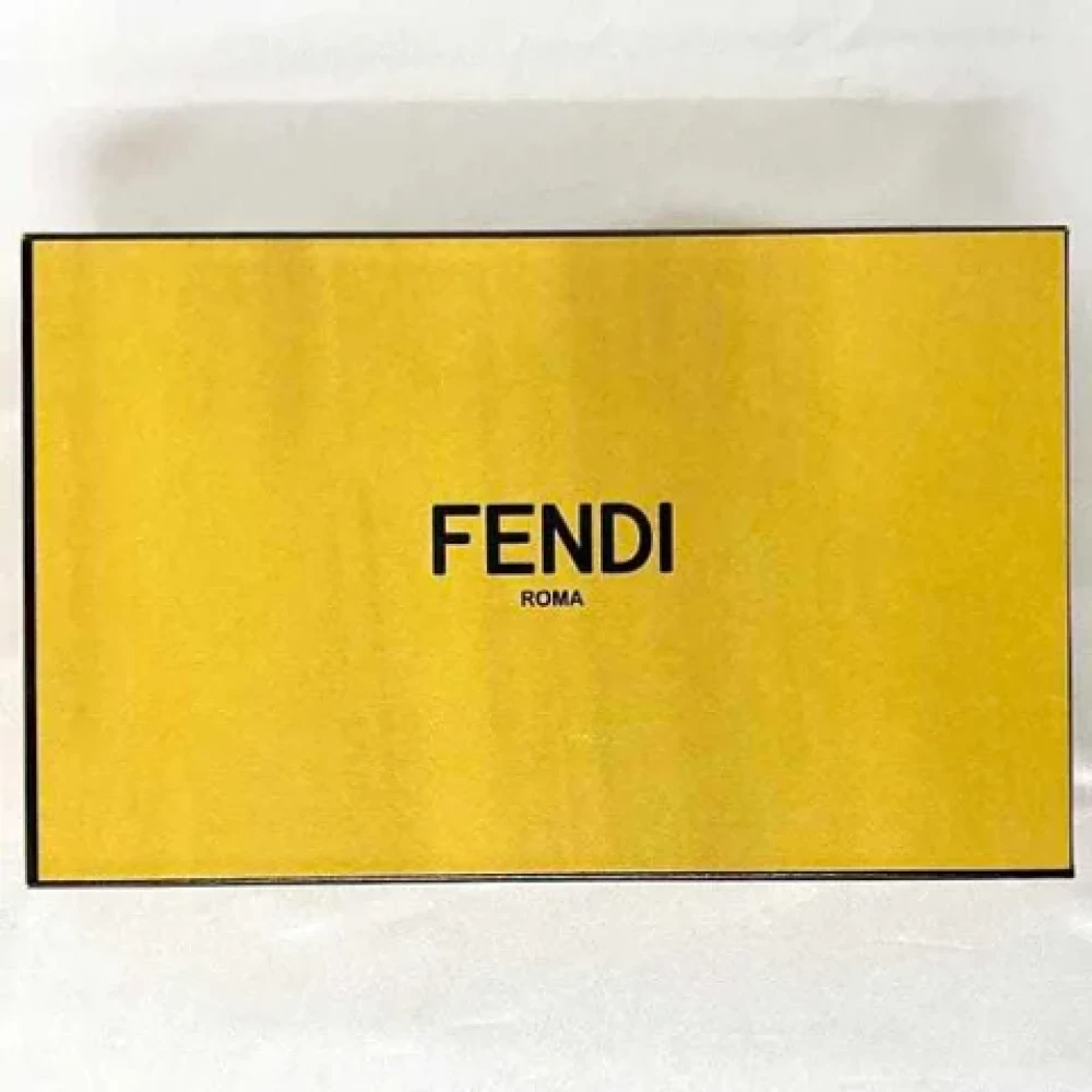 Fendi Vintage Pre-owned Leather wallets Beige Dames