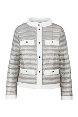 lightweight-down-jacket-with-automatic-fastening