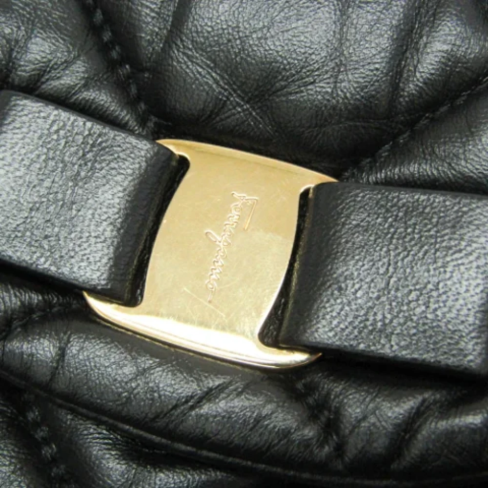 Salvatore Ferragamo Pre-owned Leather backpacks Black Dames