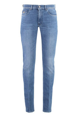 slim-fit-jeans-med-laederlogo