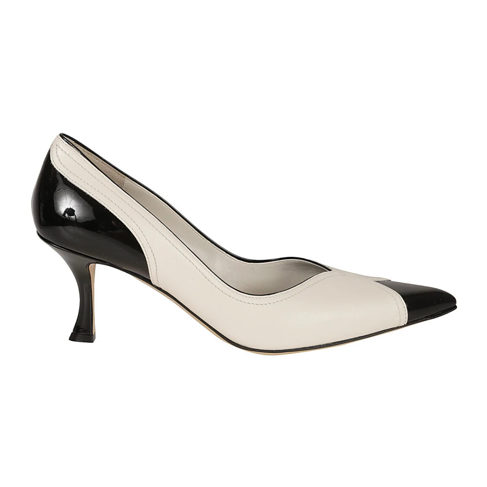 Shoes > Heels > Pumps - - Salvatore Ferragamo - Modalova