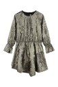 robe-doree-metallisee-avec-details-volantes