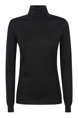 pull-a-col-roule-en-tricot