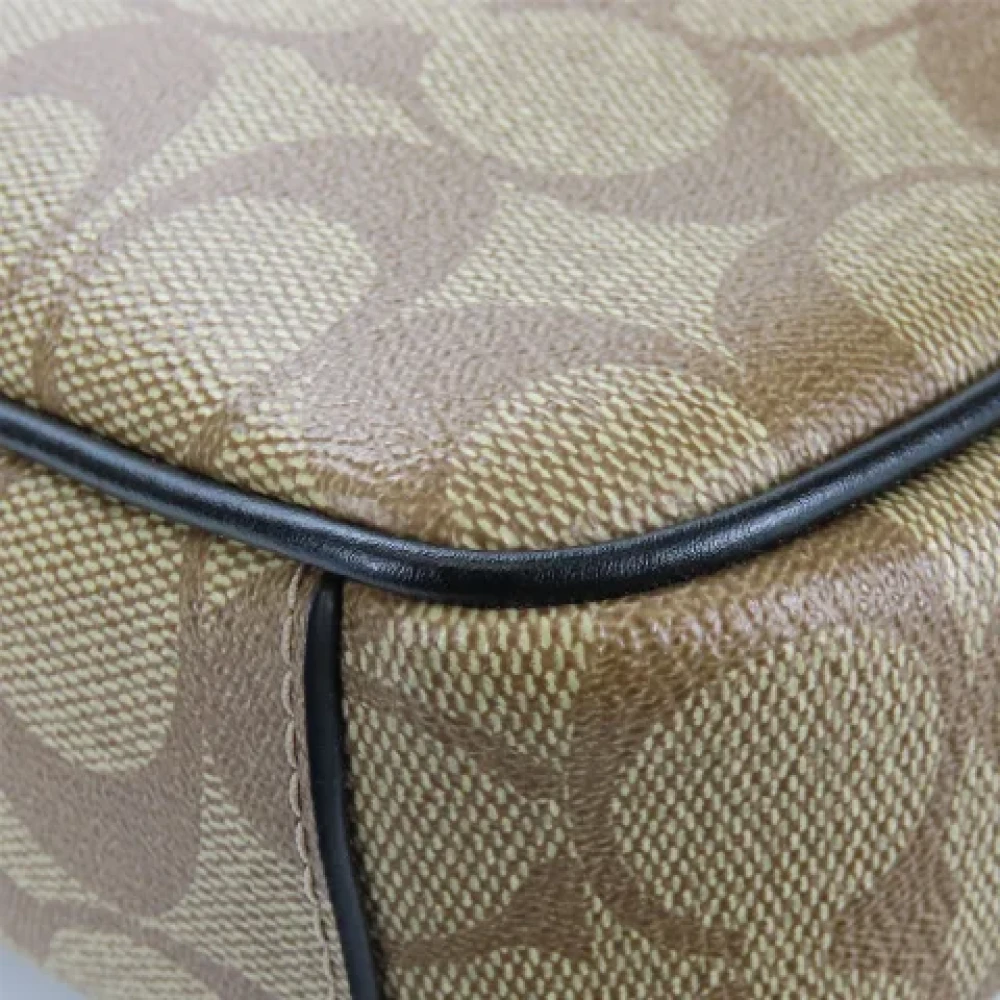 Coach Pre-owned Canvas shoulder-bags Beige Dames
