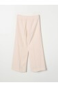 pantalon-a-jambes-larges