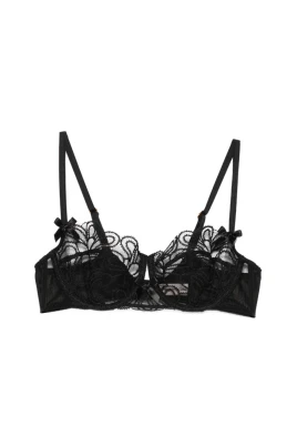 Nelle Bra