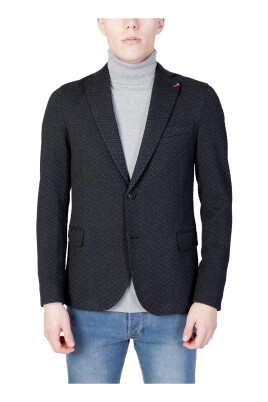 classic-black-blazer-with-lapel-collar