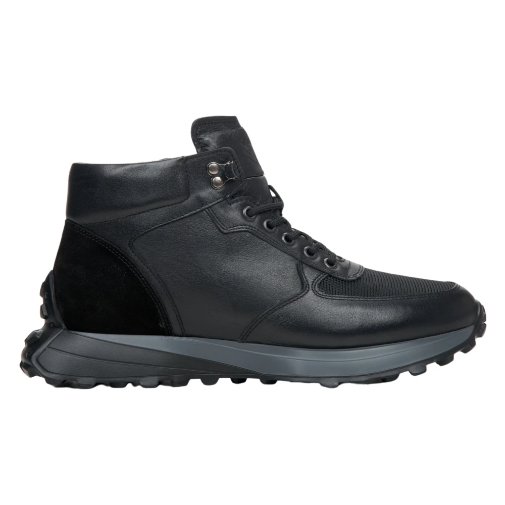 Estro - Shoes > Sneakers - Black - Estro - Modalova
