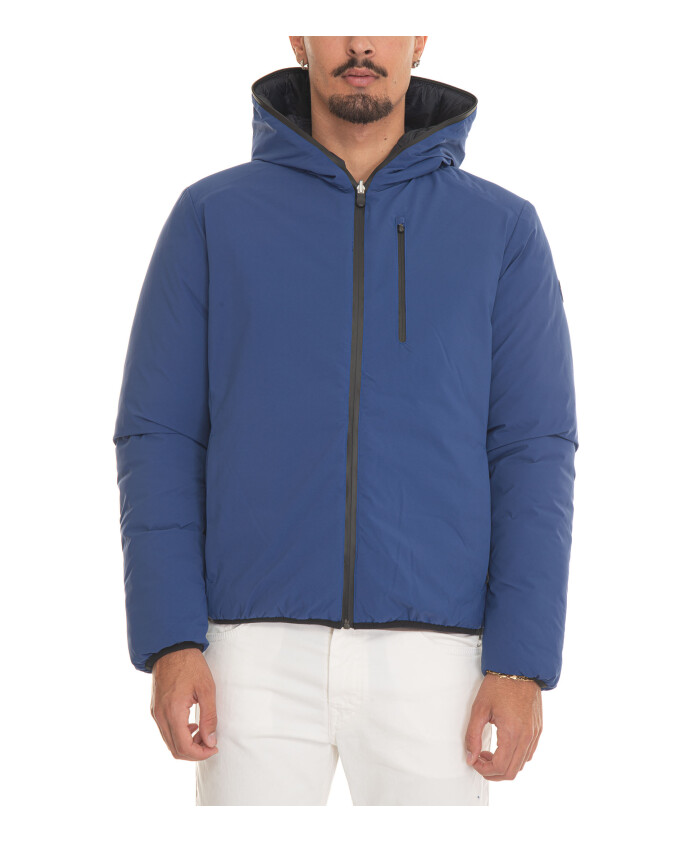 veste-a-capuche-reversible-et-impermeable