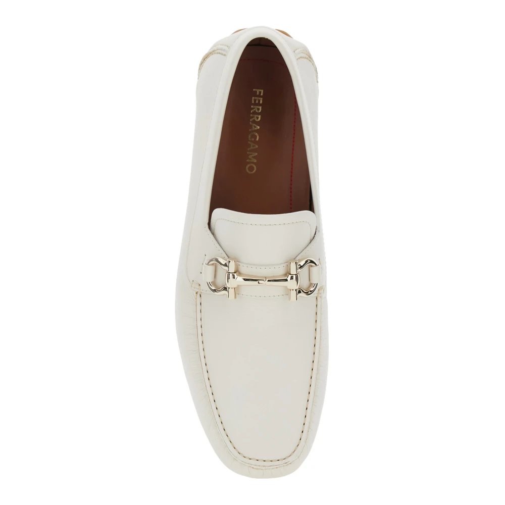 Salvatore Ferragamo Witte loafers met Gancini-plaque White Heren