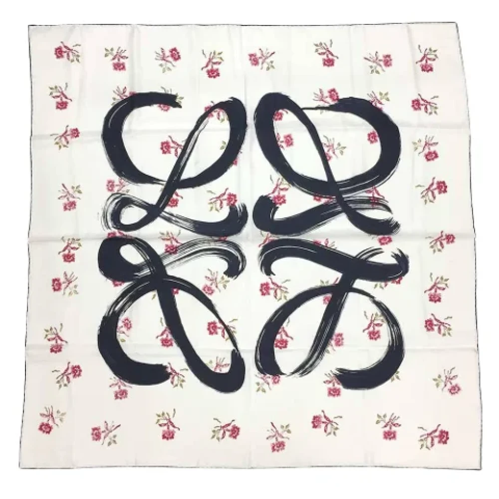 Loewe Pre-owned Silk scarves White Dames