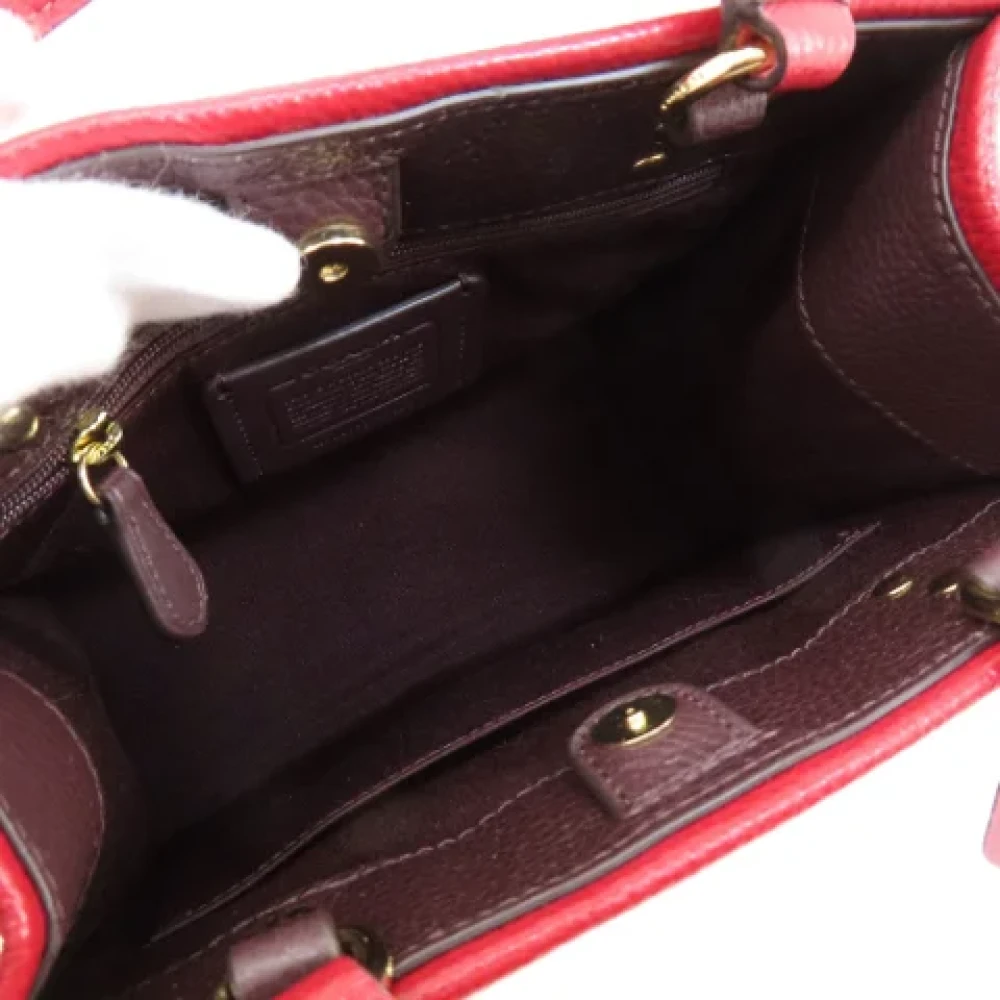 Coach Pre-owned Leather handbags Red Dames