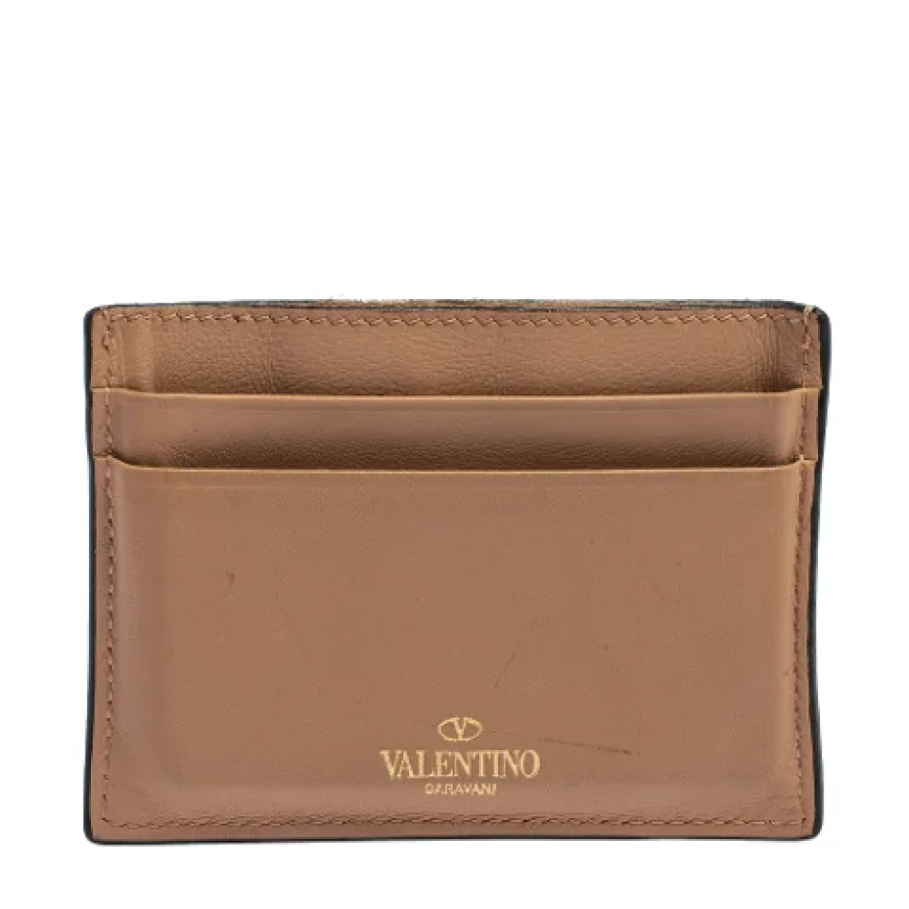 Valentino Vintage Pre-owned Leather wallets Beige Dames