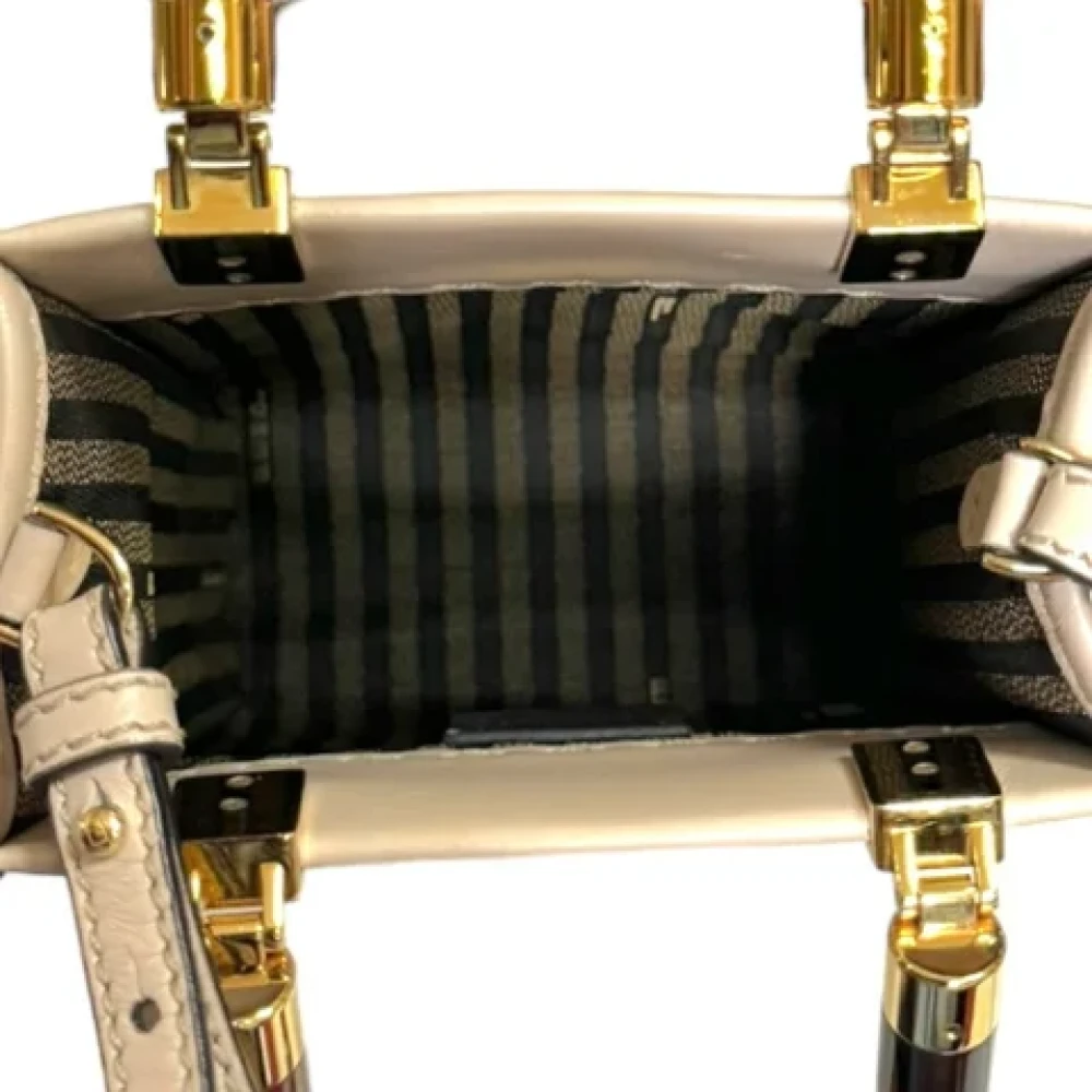 Fendi Vintage Pre-owned Leather fendi-bags Beige Dames