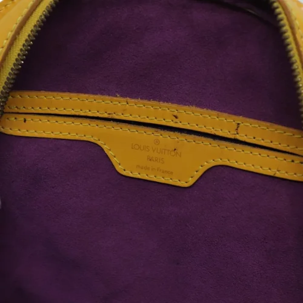 Louis Vuitton Vintage Pre-owned Leather backpacks Yellow Dames