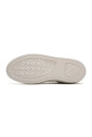 retro-canvas-sneakers