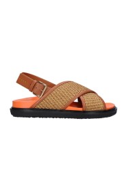 Flache Sandalen