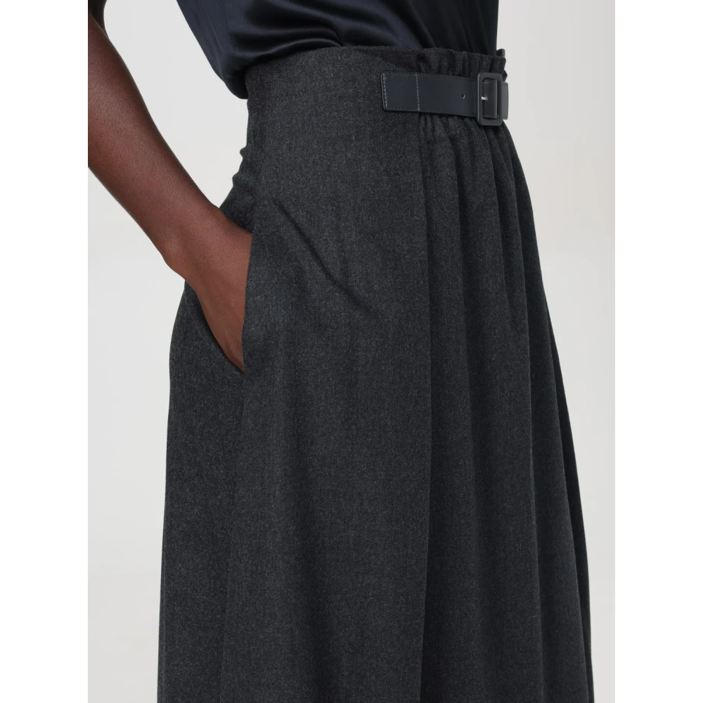 Emporio Armani Lange Rok met Stijl Gonna Gray Dames