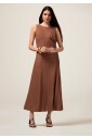 robe-longue-fluide-avec-drape