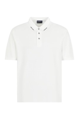 white-polo-shirt-af104971