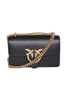 sac-a-bandouliere-en-cuir-iconique