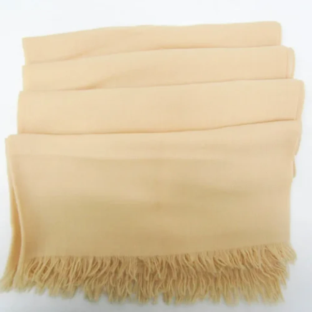 Hermès Vintage Pre-owned Silk scarves Beige Dames