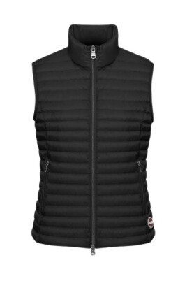 black-jacket-with-horizontal-stitching