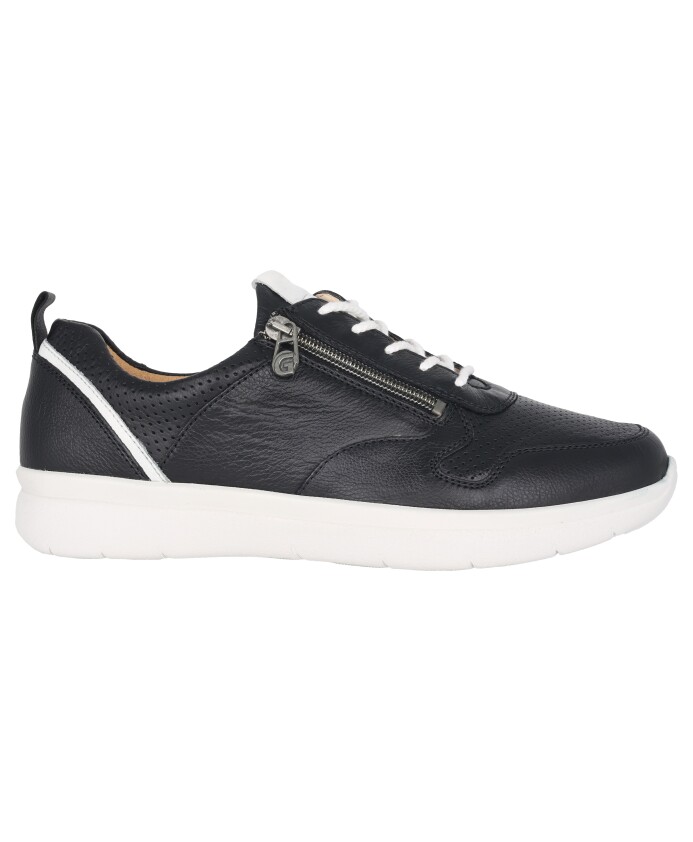 baskets-larges-en-cuir