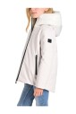 veste-resistante-a-leau-avec-col-haut