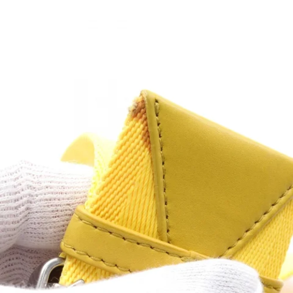 Bottega Veneta Vintage Pre-owned Fabric clutches Yellow Dames