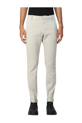 slim-fit-casual-pants