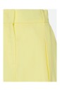 short-jaune-en-lin-taille-haute