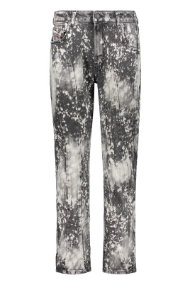 Slim Modern Jeans