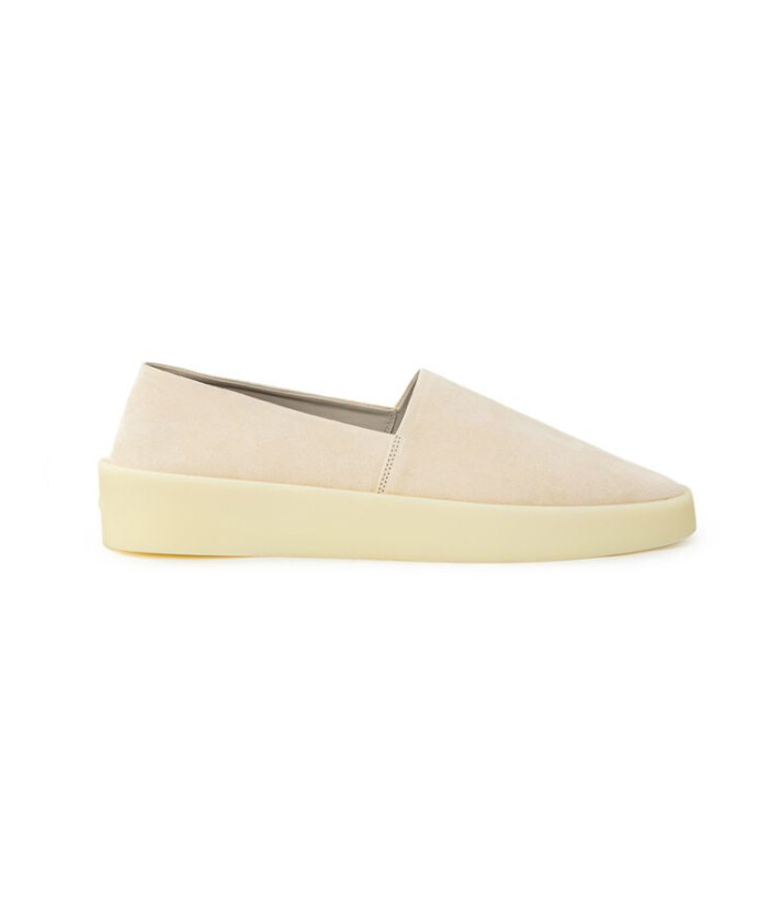mocassin-en-cuir-beige-slip-on
