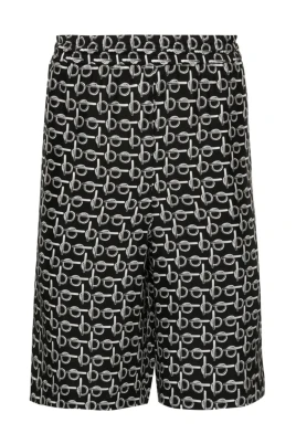 Sidensatin shorts med B-mönster