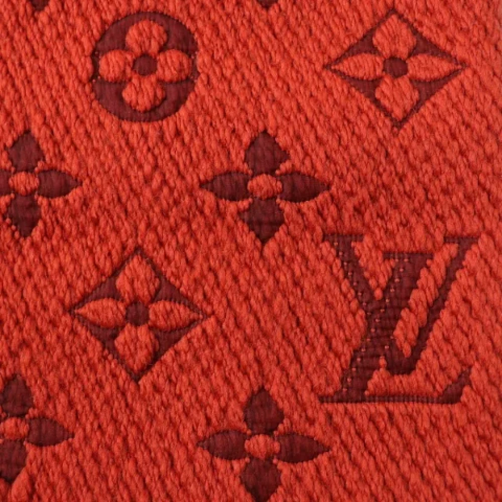 Louis Vuitton Vintage Pre-owned Wool scarves Orange Dames