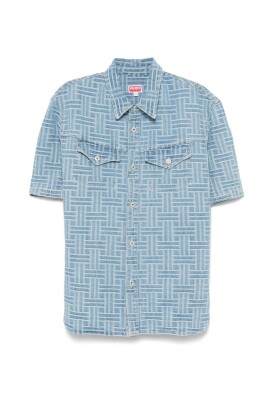 blue-button-up-shirt-with-pockets