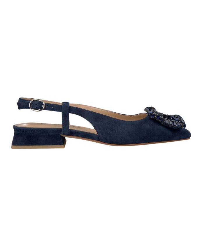 flat-brogue-shoe