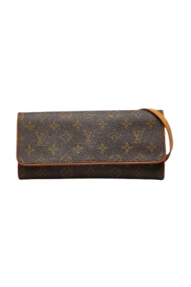 Pre-owned Pochette Twin GM Monogram Axelremsväska