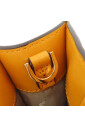 pre-owned-plastique-sacs-main