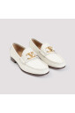 white-loafer-shoes-elegant-style
